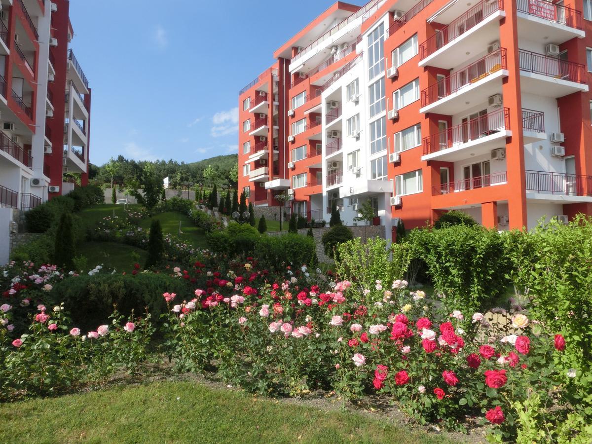 Sea View Panorama Apartment On Complex With Pools And Beach, Sveti Vlas Εξωτερικό φωτογραφία